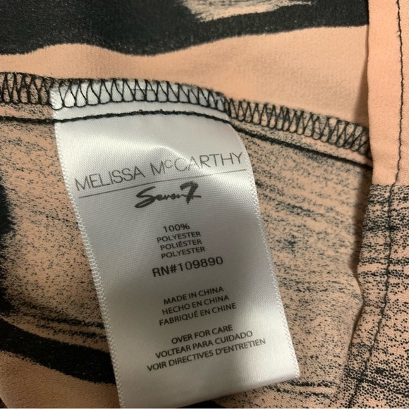 Melissa McCarthy Seven7 Women’s Button Front Blouse  Abstract Print – Size 1X - Picture 7 of 8